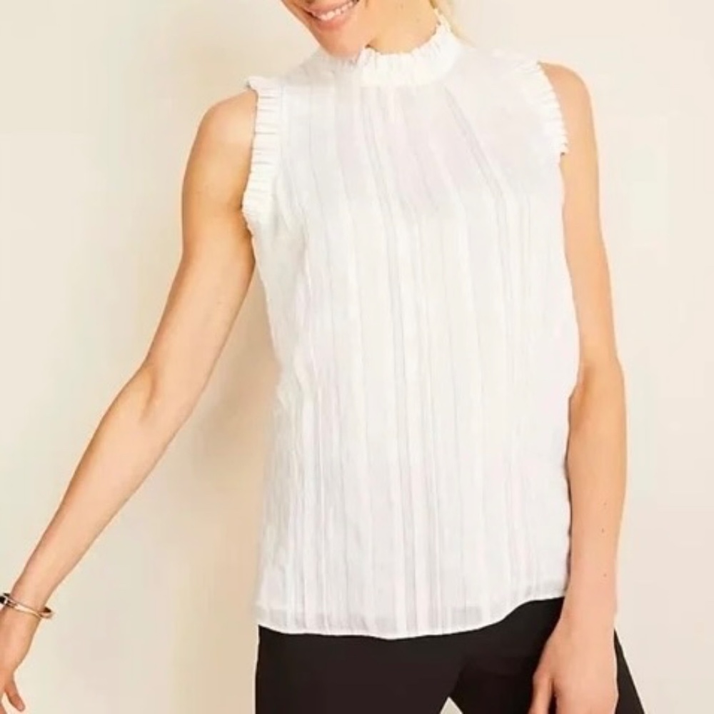 Ann Taylor Pleated Metallic Stripe Shell Top XS Ivory Sleeveless Preppy Office
